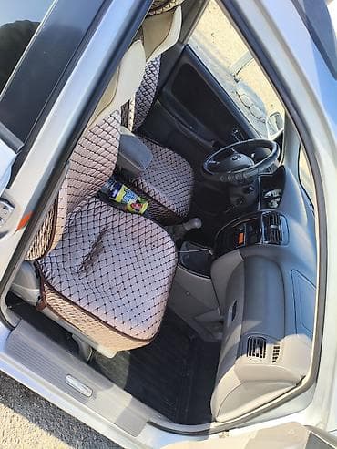 audi a6c4: Mazda Capella: 2000 г., 2 л, Механика, Газ, Универсал — 3