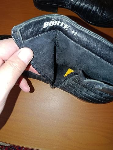 ботинка женские: Мужские ботинки, 43, Б/у, цвет - Черный — 4