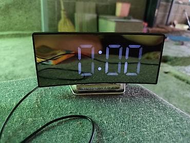 Часы для дома: Настольные электронные часы с зеркальным LED‑дисплеем - Крупные — 3