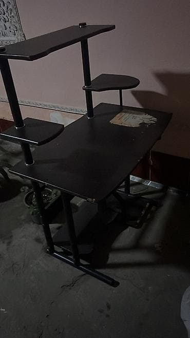 стол для зала в бишкеке: Компьютерный стол, С полками — 1