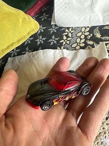 Hot Wheels Golden Arrow (2002) - Оригинальная литая модель Hot — 2