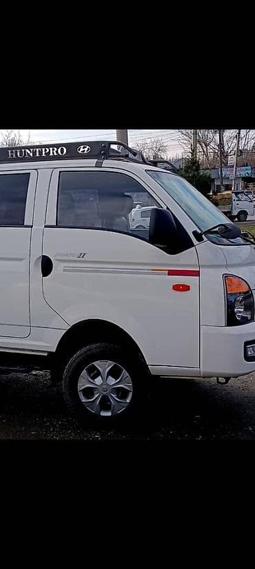 mers 817: Легкий грузовик, Hyundai, Дубль, Б/у — 2