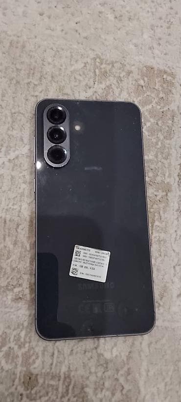 clash of: Samsung Galaxy A56 5G, Б/у, цвет - Серый, 2 SIM — 1