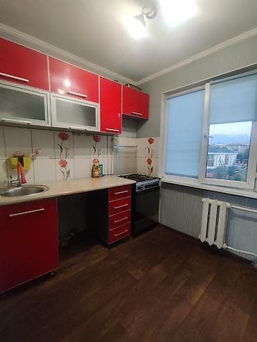 2 бөлмө, 45 м², 4-мкр 104-серия, 4 кабат, Эски ремонт lalafo.kg да 2 бөлмө, 45 м², 4-мкр 104-серия, 4 кабат, Эски ремонт