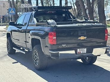 lexus e: Chevrolet Silverado: 2017 г., 5.3 л, Автомат, Бензин, Пикап — 3