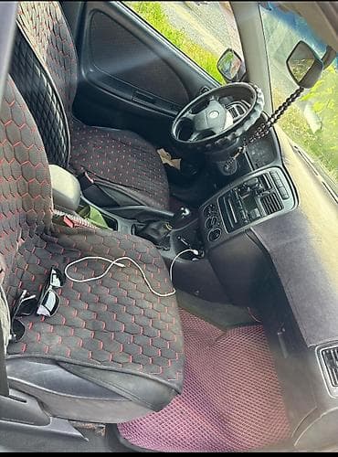багаш: Toyota Avensis: 2001 г., 1.8 л, Механика, Бензин, Универсал — 5