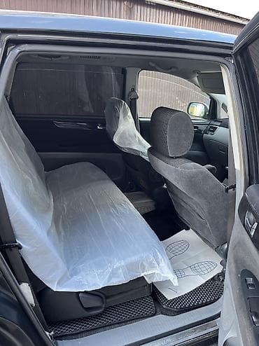 cdi 270: Toyota Ipsum: 2003 г., 2.4 л, Автомат, Газ, Универсал — 10