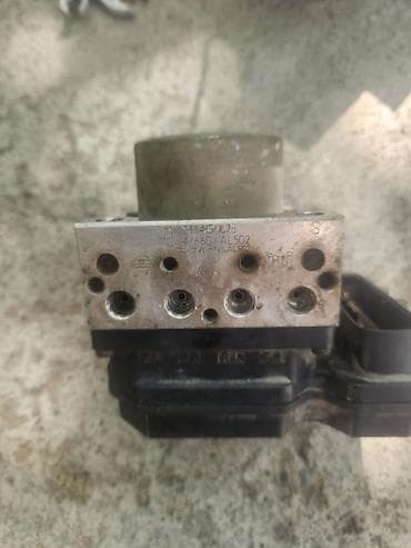 abs блок: Блок ABS Nissan 2003 г., Б/у — 4