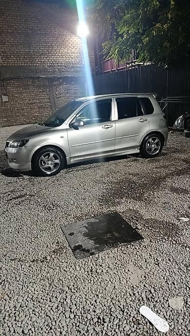mini cuper: Mazda Demio: 2005 г., Автомат, Бензин, Хэтчбэк — 1
