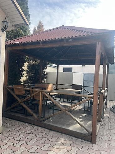 бильярдный клуб в аренду: Сдается в аренду офисное здание площадью 450 кв.м.+ во дворе офис — 4