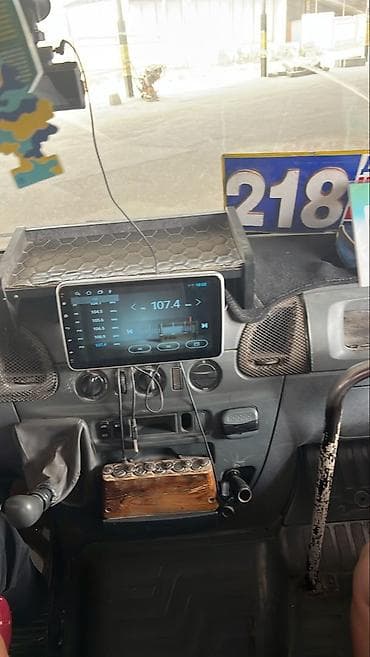 без вложении: Subaru Forester: 1999 г., Автомат, Бензин, Универсал — 3