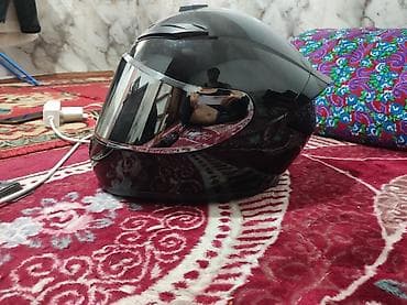 Спортивные сумки: Мотоциклетный шлем интеграл, черный глянец с зеркальным визором — 5