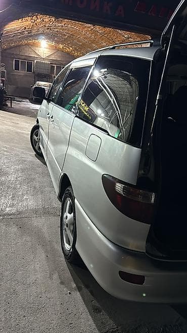 mini coper: Toyota Previa: 2002 г., 2 л, Механика, Дизель, Минивэн — 4