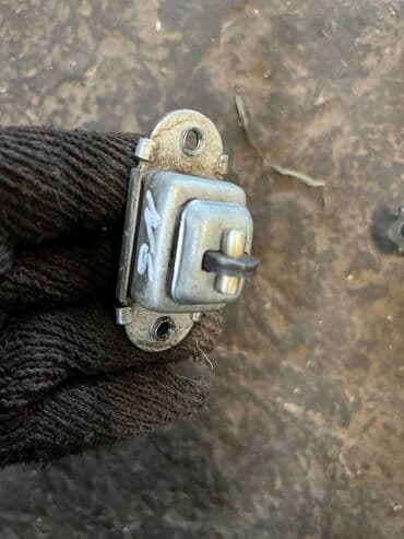 купить ниссан скайлайн в бишкеке: Nissan ограничитель двери, Ниссан дверной ограничитель. Ограничитель — 2