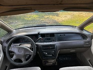audi 2 2: Honda Odyssey: 1998 г., 2.3 л, Автомат, Бензин, Минивэн — 5