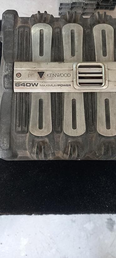 pionee: Автомобильный сабвуфер Pioneer в корпусе + усилитель Kenwood - — 2