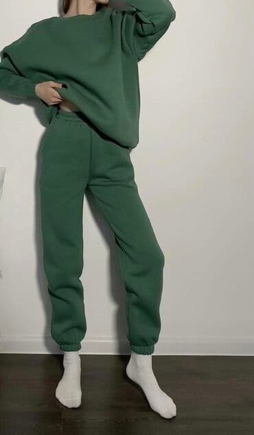 джоггеры: Новый костюм из футера на флисе, красивейшего изумрудного цвета — 3