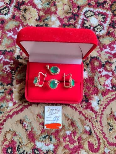 золото бишкек цена: Продаю новый золотой комплект. Жёлтое золото проба 585. Размер 18,5 — 1