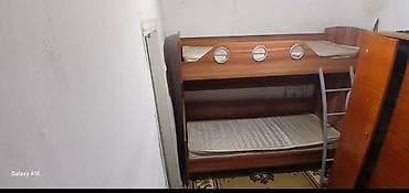 железные топчаны: Двухъярусная кровать с матрасами - Материал: ЛДСП под древесину — 4