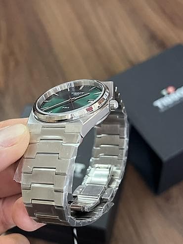тонкие часы: Tissot PRX — швейцарские кварцевые часы с интегрированным стальным — 6