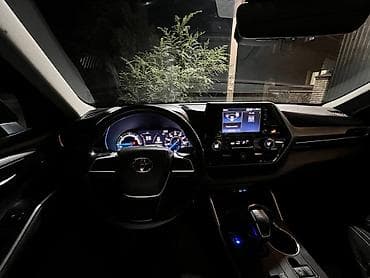 тоёта сурф: Toyota Highlander: 2021 г., 2.5 л, Автомат, Гибрид, Кроссовер — 5