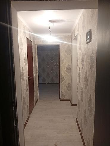 кажи сай: Квартира с ремонтом в центре г.Каинда по ул.Юбилейная. можно под — 1