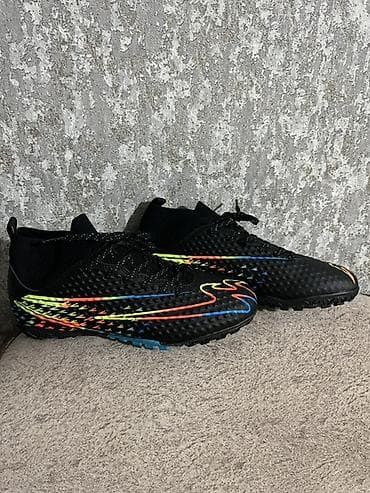 grey фикс: Футбольные бутсы/сороконожки для искусственного покрытия - Размер: EU — 3