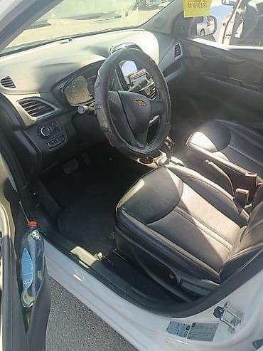 audi tt: Chevrolet Spark: 2018 г., 1 л, Вариатор, Бензин, Хэтчбэк — 7