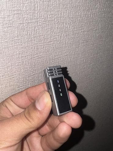 Уюлдук телефондор үчүн аксессуарлар: Продаю петличку 🎙️ Состояние хорошее ✅ Пользовался немного Цена  — 4