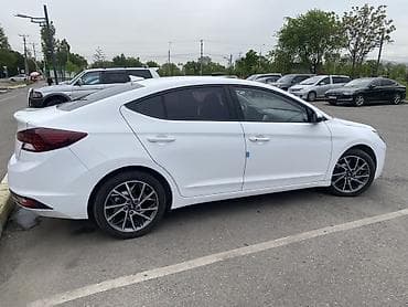 крышки на баснцн: Hyundai Avante: 2020 г., 1.6 л, Автомат, Бензин, Седан — 2