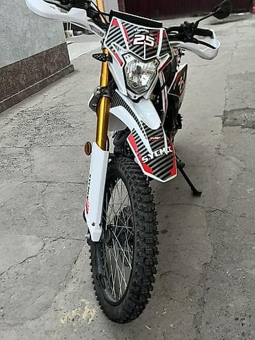 Эндуро/кросс мотоцикл SYCMCC 250 эндуро почти новый всево проехал