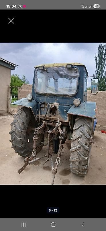 турецкий трактор: Трактор колесный с кабиной Описание: - Колесная схема 4х2, задний — 4