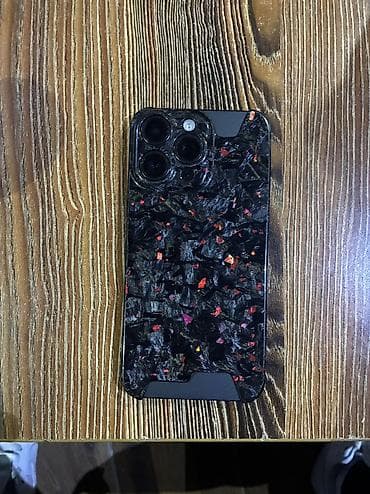 iphone 22: IPhone 15 Pro Max, Б/у, 256 ГБ, Black Titanium, Кабель, Зарядное устройство, Наушники, 85 % — 3