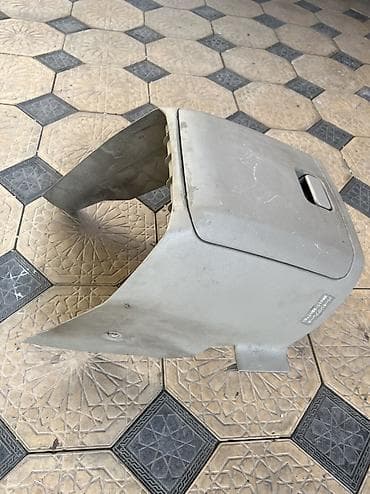 салон на гольф 4: Средний бардачок Ipsum Для моделей: 2002г.в - 2008г.в Бардачок — 5