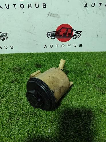 down pipe: Бачок Nissan — 1