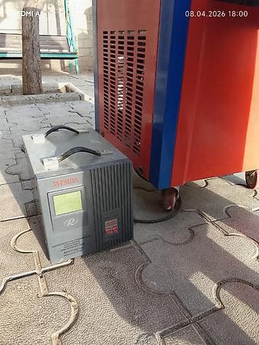 рулонный пресс: Фризер для мягкого мороженого, напольный. - Три рычага раздачи: два — 3