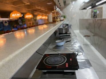 продаю оборудование для кафе: Изделия из нержавейки, стол холодильник, стол кондитерский, стол — 3