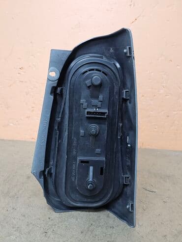 дом на выходные: Задний левый стоп-сигнал Умные 2001 г., Б/у, Оригинал, Германия — 10