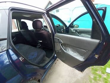 продаю или меняю на дом: Ford Focus: 2001 г., 1.6 л, Механика, Бензиновая, Универсал — 14