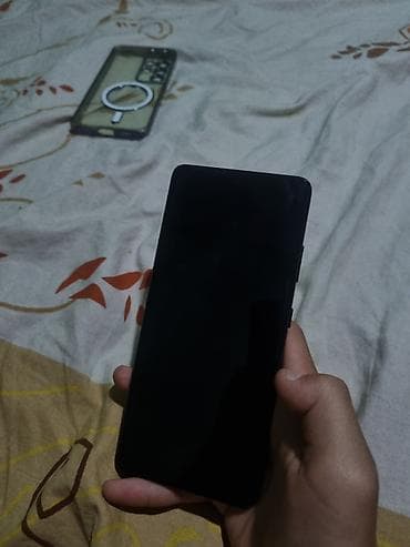 type s: Samsung Galaxy S21 Ultra 5G — 6