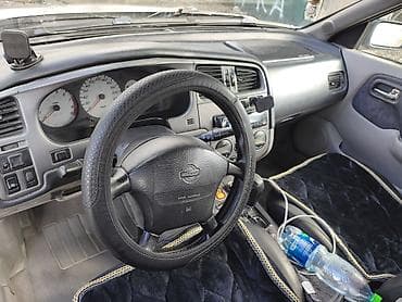 Nissan Primera: 1999 г., 2 л, Вариатор, Газ, Хэтчбэк — 5