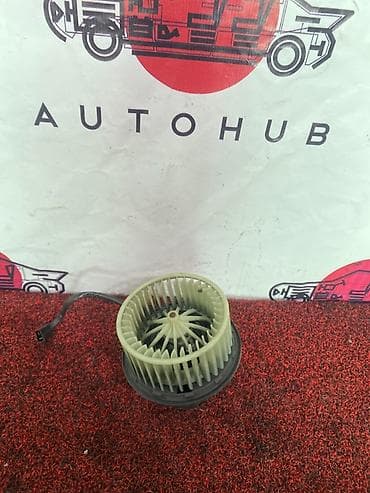 second tech: Электрический моторчик Audi 1999 г., Б/у, Оригинал, Япония — 1
