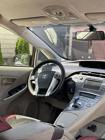 таяота приус: Toyota Prius: 2012 г., 1.8 л, Вариатор, Гибрид, Хэтчбэк — 5