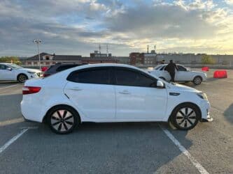 шины r14c: Kia Rio: 2013 г., 1.4 л, Механика, Бензин, Седан — 3