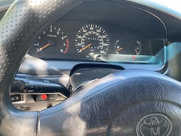 Toyota : 1997 г., 1.8 л, Механика, Бензин, Универсал