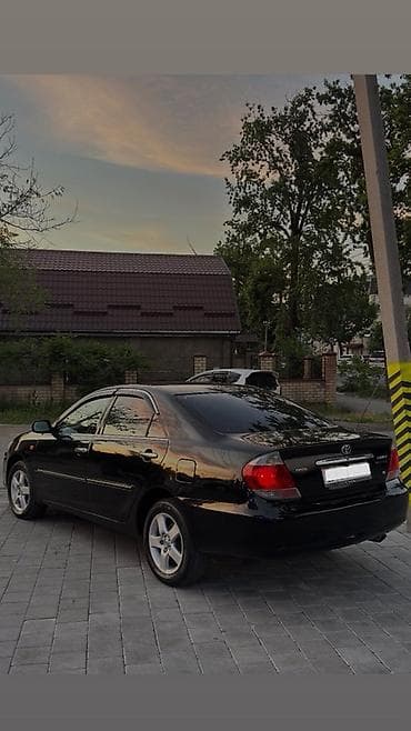 классические автомобили: Toyota Camry: 2005 г., 2.4 л, Автомат, Бензин, Седан — 3