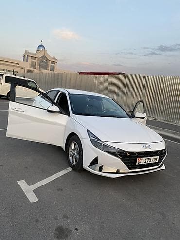 Продажа авто: Hyundai Avante: 2021 г., 1.6 л, Автомат, Бензин, Седан — 4