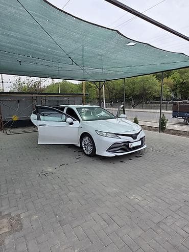 toyota gazoo: Toyota Camry: 2017 г., 2.5 л, Вариатор, Гибрид, Седан — 3