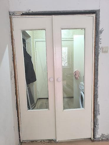 Двери бу цена 400 сом самовывоз в отличном состоянии! at lalafo.kg Двери бу цена 400 сом самовывоз в отличном состоянии!