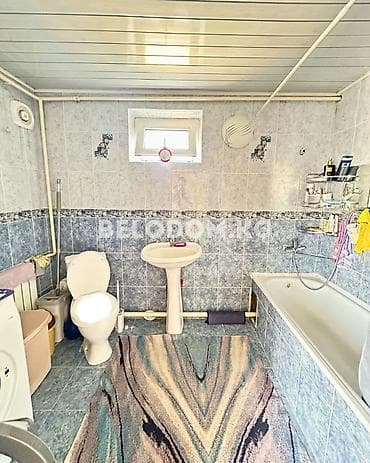 Кыймылсыз мүлк: 🏠Продается дом в с. Петровка Верхняя зона от трассы - 1.5 км Центр — 5